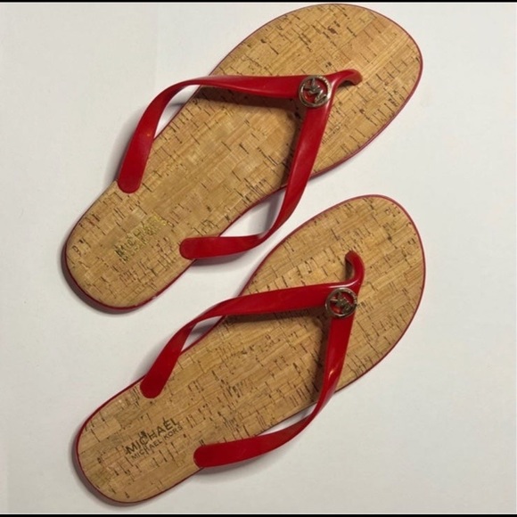 Michael Kors Shoes - Michael Kors thong sandals size 10M